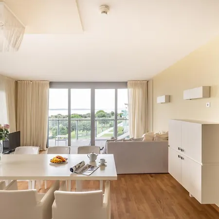 아파트 Falkensteiner Residences Senia *