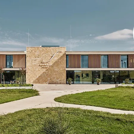 Falkensteiner Residences Senia *